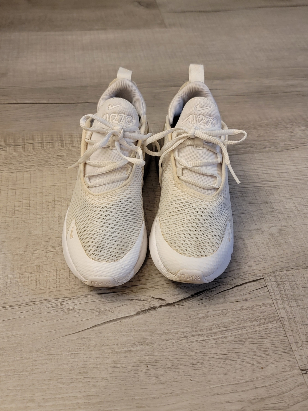 Nike Air Max 270 White  Size 2.5Y A02372-103